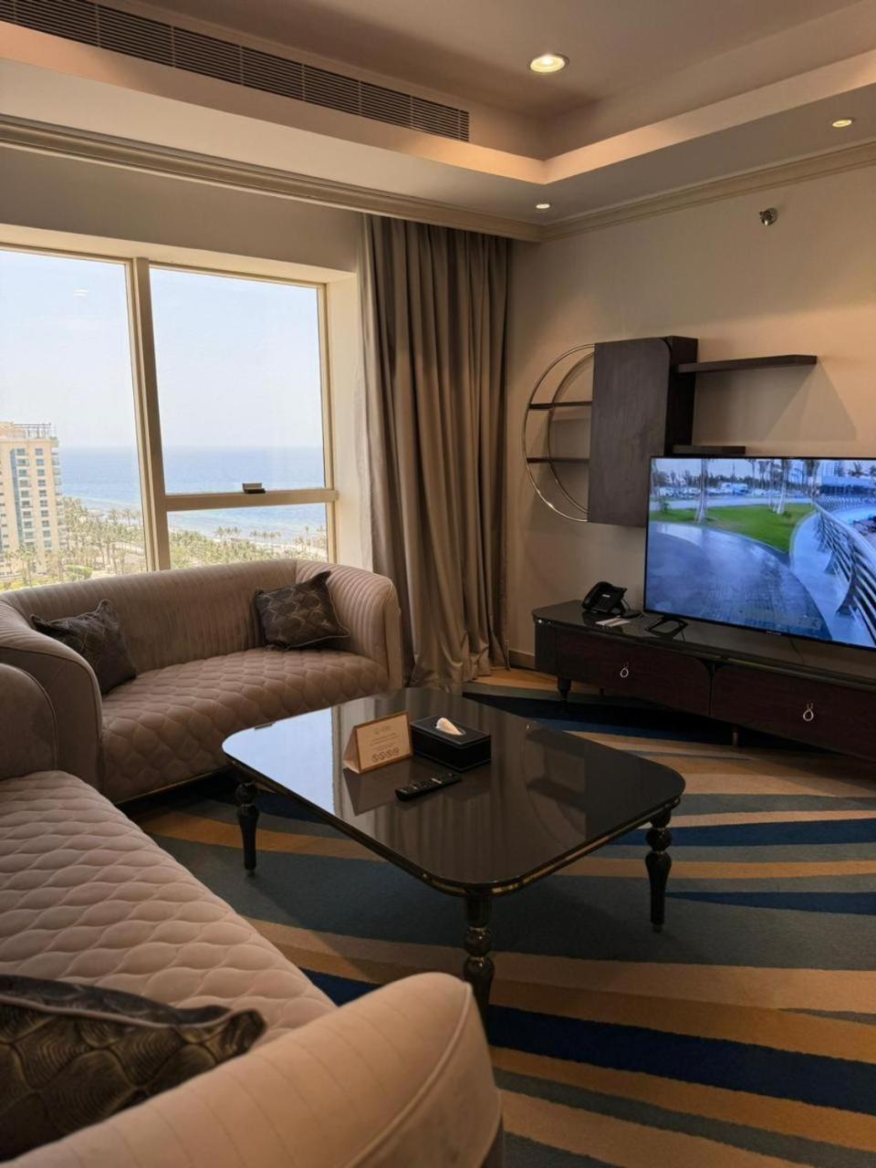 Seafront Luxury Suites Jeddah Corniche Buitenkant foto