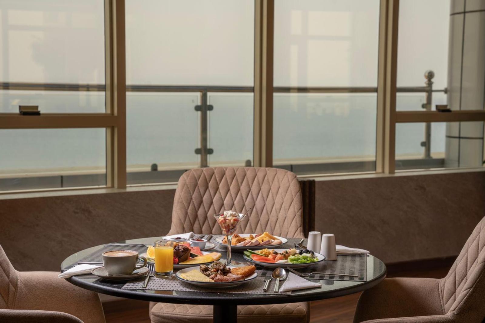 Seafront Luxury Suites Jeddah Corniche Buitenkant foto