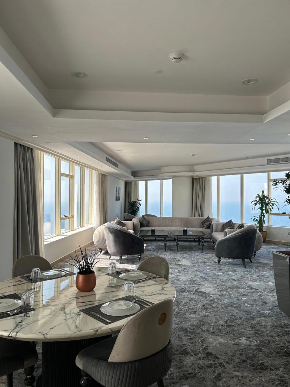 Seafront Luxury Suites Jeddah Corniche Buitenkant foto